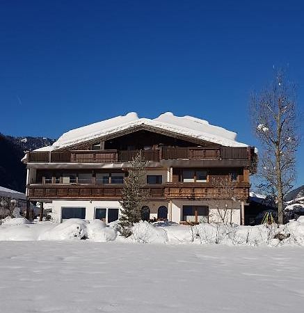 Familienferienhaus Florentine แลงเงนเฟลด์ ภายนอก รูปภาพ