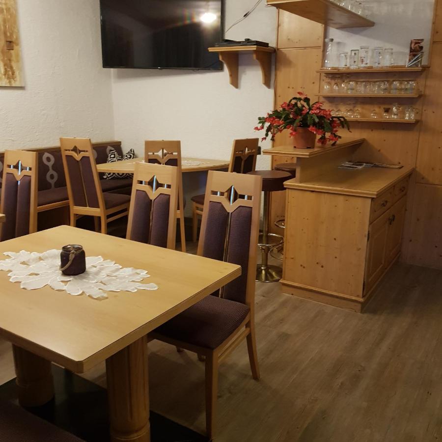Familienferienhaus Florentine แลงเงนเฟลด์ ภายนอก รูปภาพ