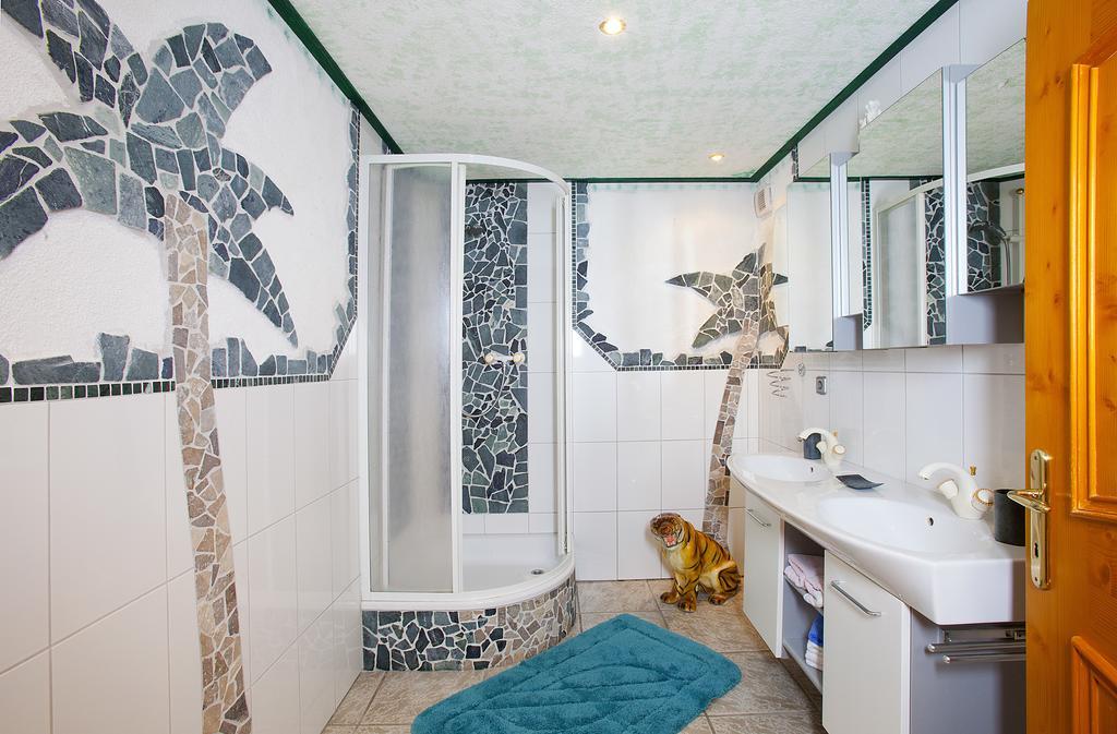 Familienferienhaus Florentine แลงเงนเฟลด์ ภายนอก รูปภาพ