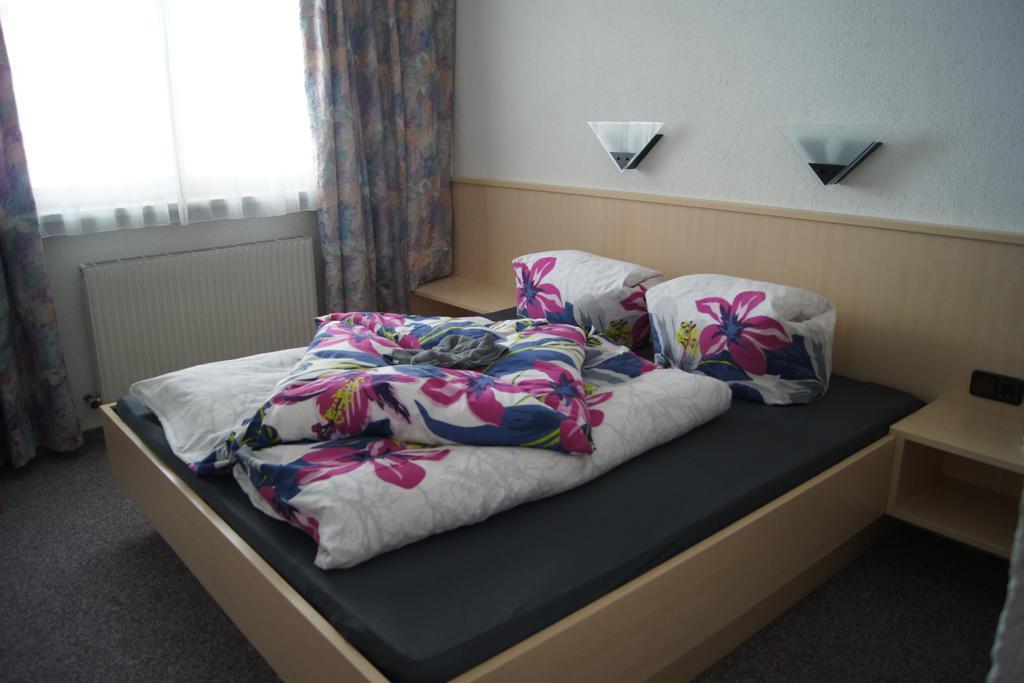 Familienferienhaus Florentine แลงเงนเฟลด์ ภายนอก รูปภาพ